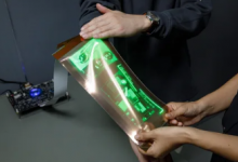 LG Display 展示全球首款采用 micro-LED 的可拉伸显示器