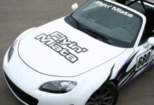由于排放法规 Flyin Miata 停止进行 V8 转换