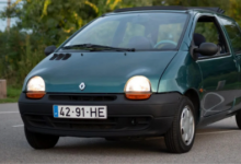 1996 年雷诺 Twingo 是今天的拖车拍卖选择