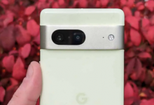Pixel 7 用户报告全屏 YouTube 播放问题