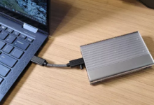 经过测试的最快 SSD 外壳：ZikeDrive 通过 USB 4 提供 3,700 MBps