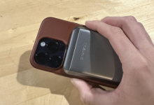 PhoneSuit Elite Mag 评测：符合人体工程学的高效电池