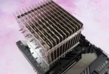 无风扇 65 W AMD Ryzen 9 7900 build 的性能几乎与风冷 105 W Ryzen 9 5950X 相当