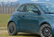 2023 Fiat 500e First Drive Review的驾驶测评