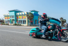BMW R18 B Heavy Duty 是一款引人注目的平底双动力定制自行车