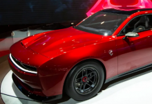 道奇首席执行官展示更多来自 Charger SRT Daytona Banshee