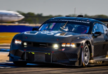 福特野马黑马GT3在赛百灵发出雷鸣般的声音