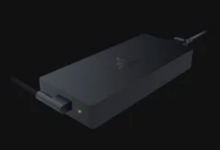 Razer 在小巧紧凑的 330 W 交流适配器方面处于领先地位