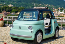 2023 年菲亚特 Topolino 推出小型城市专用电动快艇
