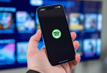 当您的手机连接断开时Spotify 将继续播放音乐
