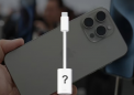苹果有一个适用于 iPhone 15 的 Lightning 适配器