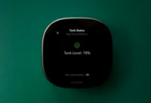 Ecobee 恒温器现在通过与 Generac 丙烷罐监视器集成来显示燃油液位