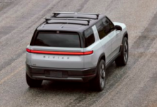 人们喜欢 Rivian R2 不到 24 小时就有 68,000 个预订