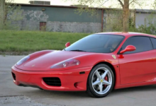 2001 款 Ferrari 360 Modena 售价 88,500 美元