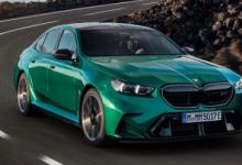 新款宝马 M5 搭载 717 马力混合动力 V8 发动机